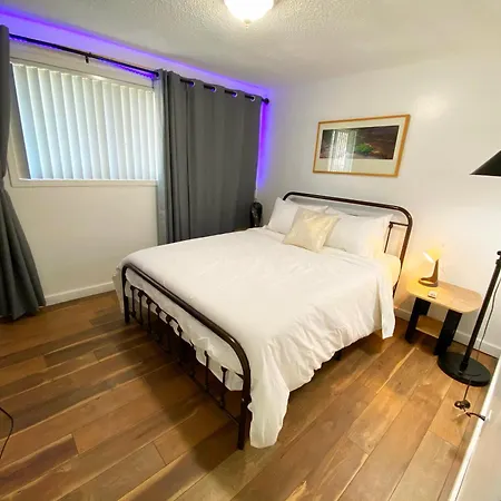 Updated Duplex Near Gonzaga And Downtown Spokane
